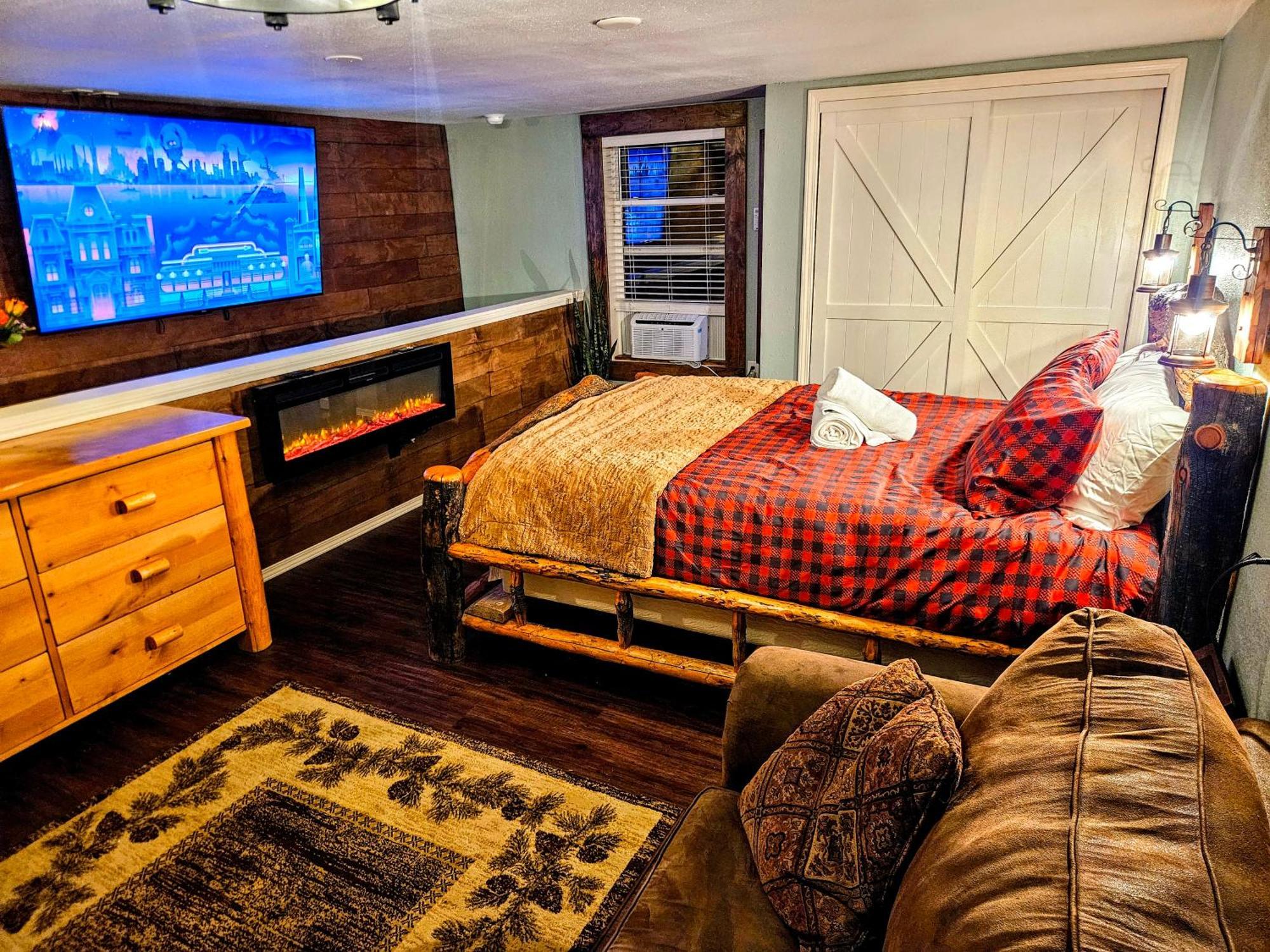 Private Cabin- Breakfast - Double Tub - 75In Tv - Sup - Washer Dryer - Bbq West Point Luaran gambar